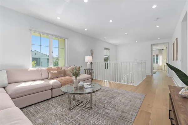 $2,680,000 | 201 Fiore, Irvine, CA 92602