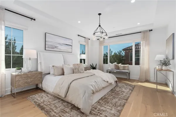 $2,680,000 | 201 Fiore, Irvine, CA 92602