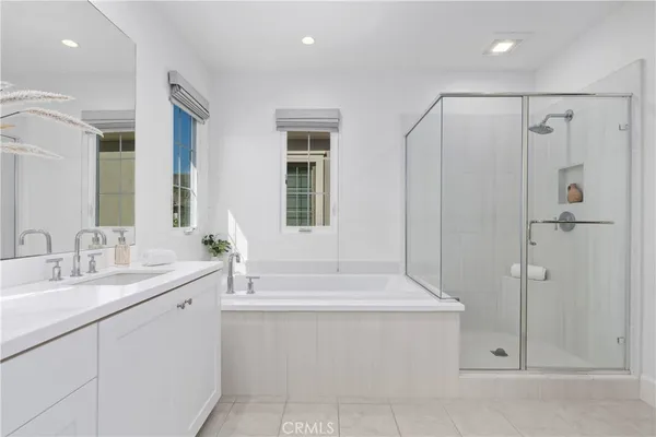 $2,680,000 | 201 Fiore, Irvine, CA 92602