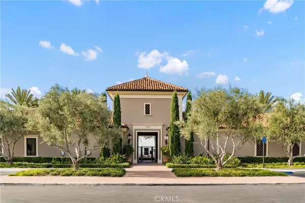 $2,680,000 | 201 Fiore, Irvine, CA 92602
