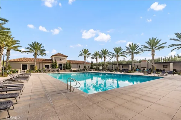 $2,680,000 | 201 Fiore, Irvine, CA 92602