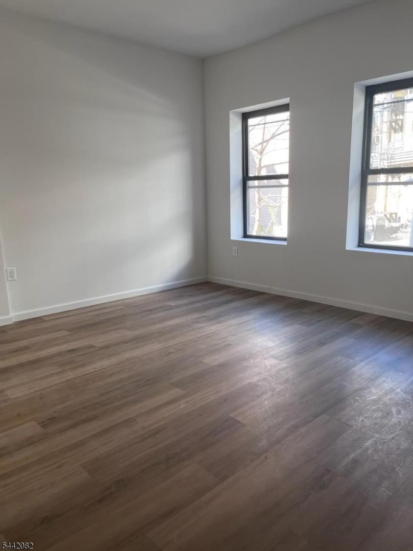 208 Broad Street, Unit 2 Elizabeth, NJ 07201 - Photo 2 of 5