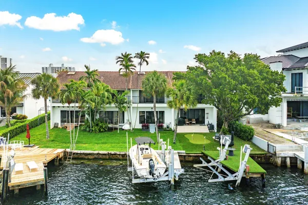$1,495,000 | 605 Northeast 19th Avenue, Deerfield Beach, FL 33441