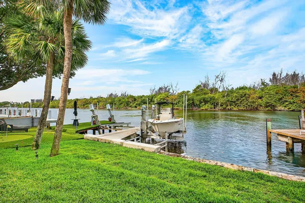 $1,495,000 | 605 Northeast 19th Avenue, Deerfield Beach, FL 33441