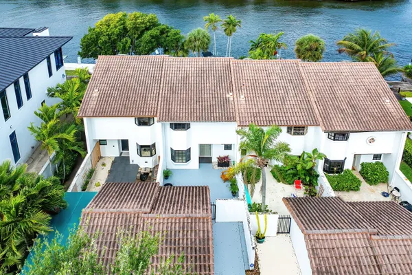 $1,495,000 | 605 Northeast 19th Avenue, Deerfield Beach, FL 33441