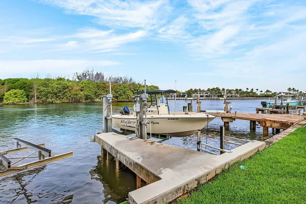 $1,495,000 | 605 Northeast 19th Avenue, Deerfield Beach, FL 33441