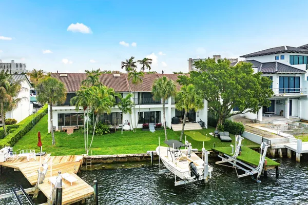 $1,495,000 | 605 Northeast 19th Avenue, Deerfield Beach, FL 33441