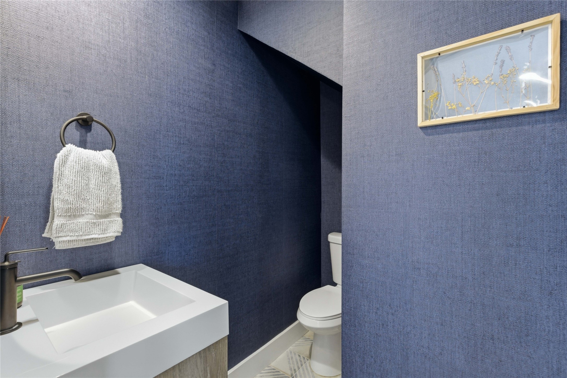 501 Lightsey Road Austin, TX 78704 - Photo 15 of 40 a bathroom with a sink toilet and mirror