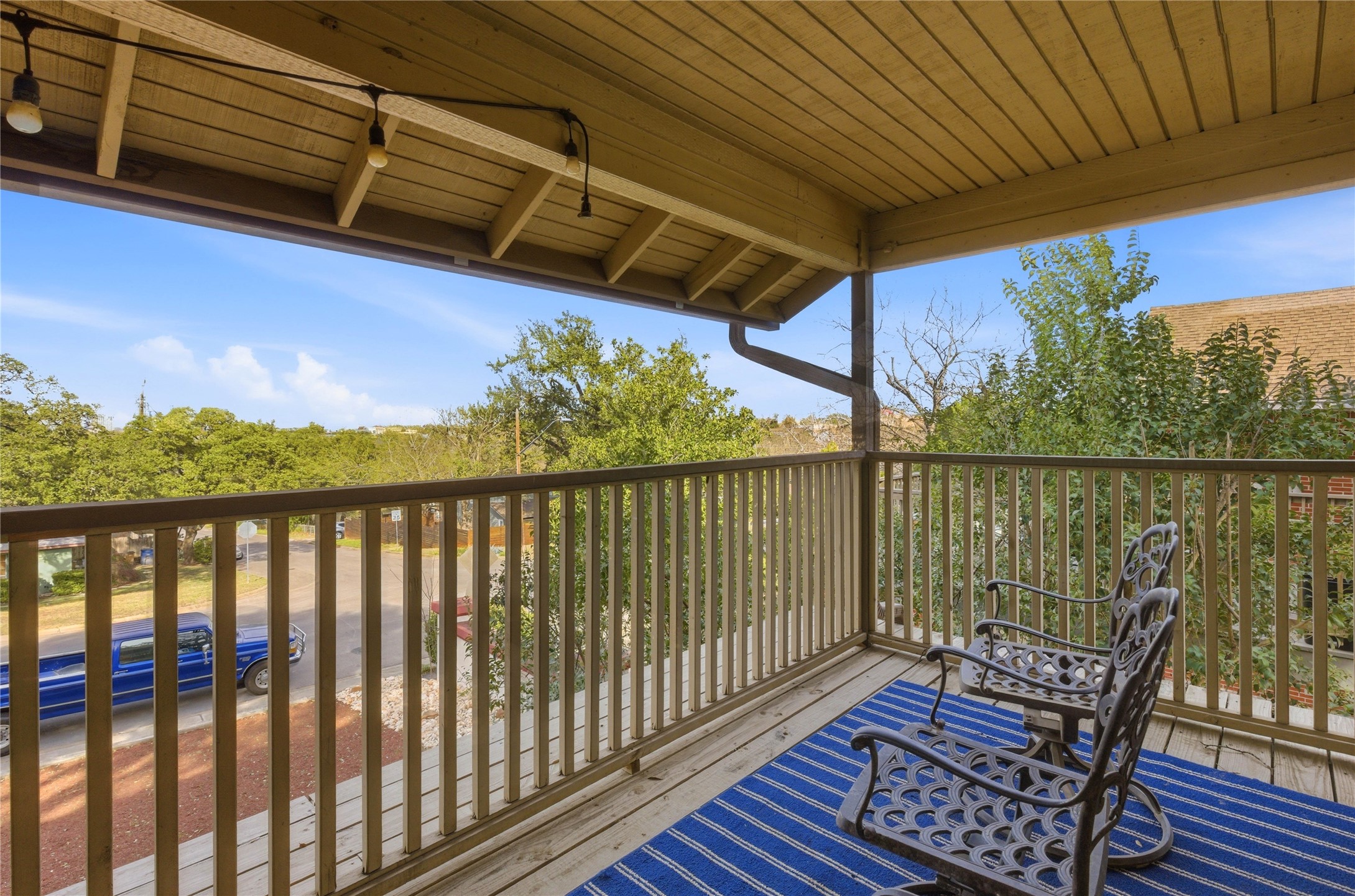 501 Lightsey Road Austin, TX 78704 - Photo 23 of 40 a view of balcony with wooden floor