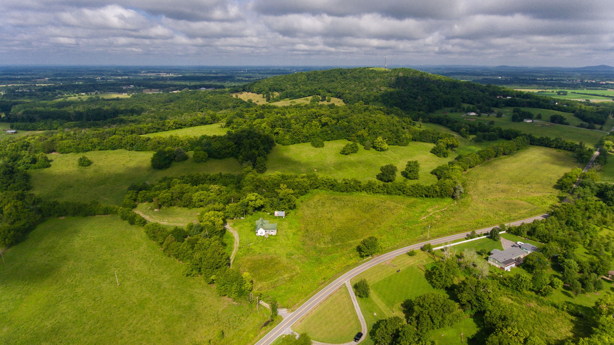 559 Coop Road Bell Buckle, TN 37020 - Photo 1 of 11 Gallery Image 1