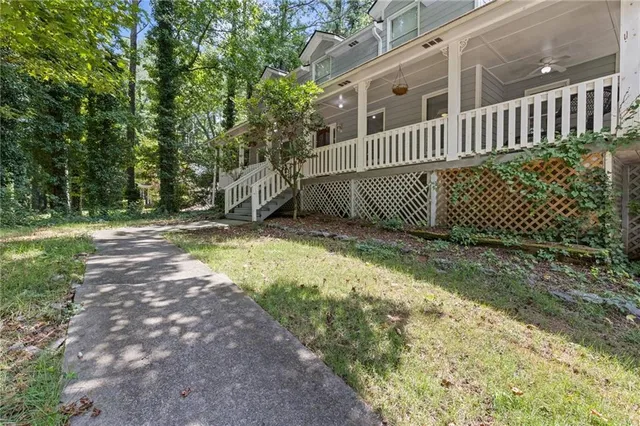 a view of a chair with wooden fence