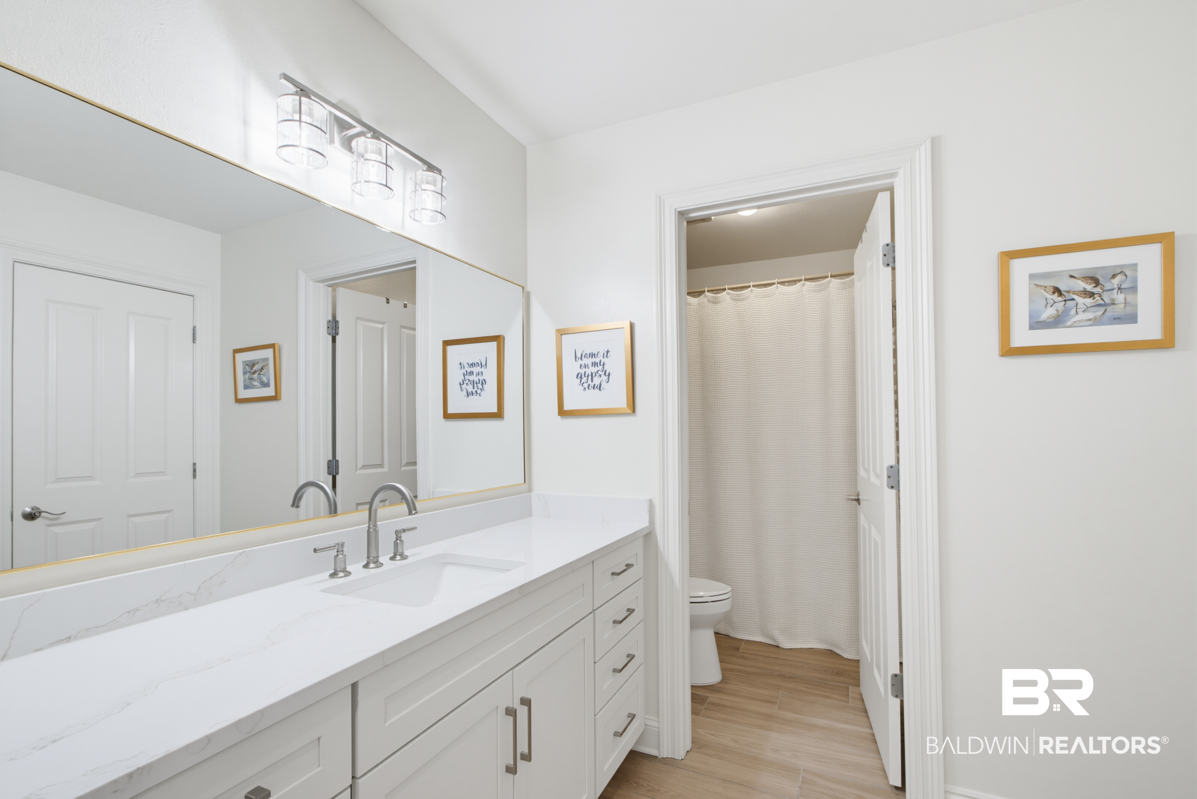 28250 Canal Road, Unit E2 Orange Beach, AL 36561 - Photo 7 of 76 2nd Bathroom