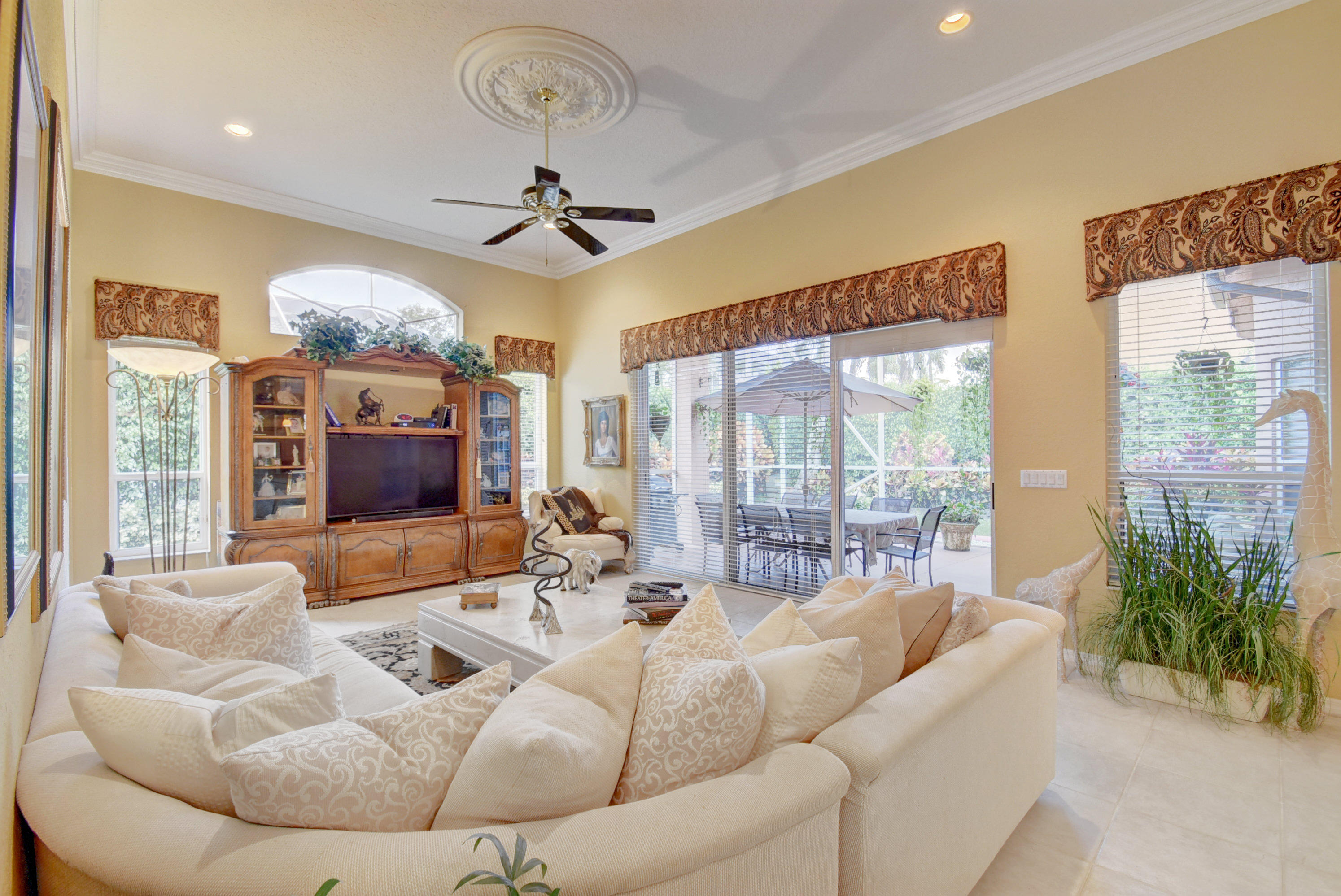 22188 Braddock Place Boca Raton, FL 33428 - Photo 10 of 40 11_virtuals1 (11)