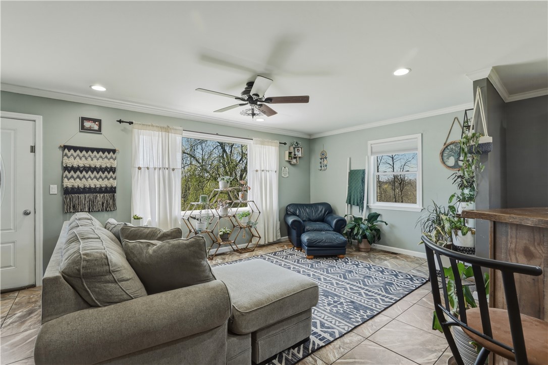10181 Steamtown Road Lindley, NY 14858 - Photo 4 of 38 Livingroom