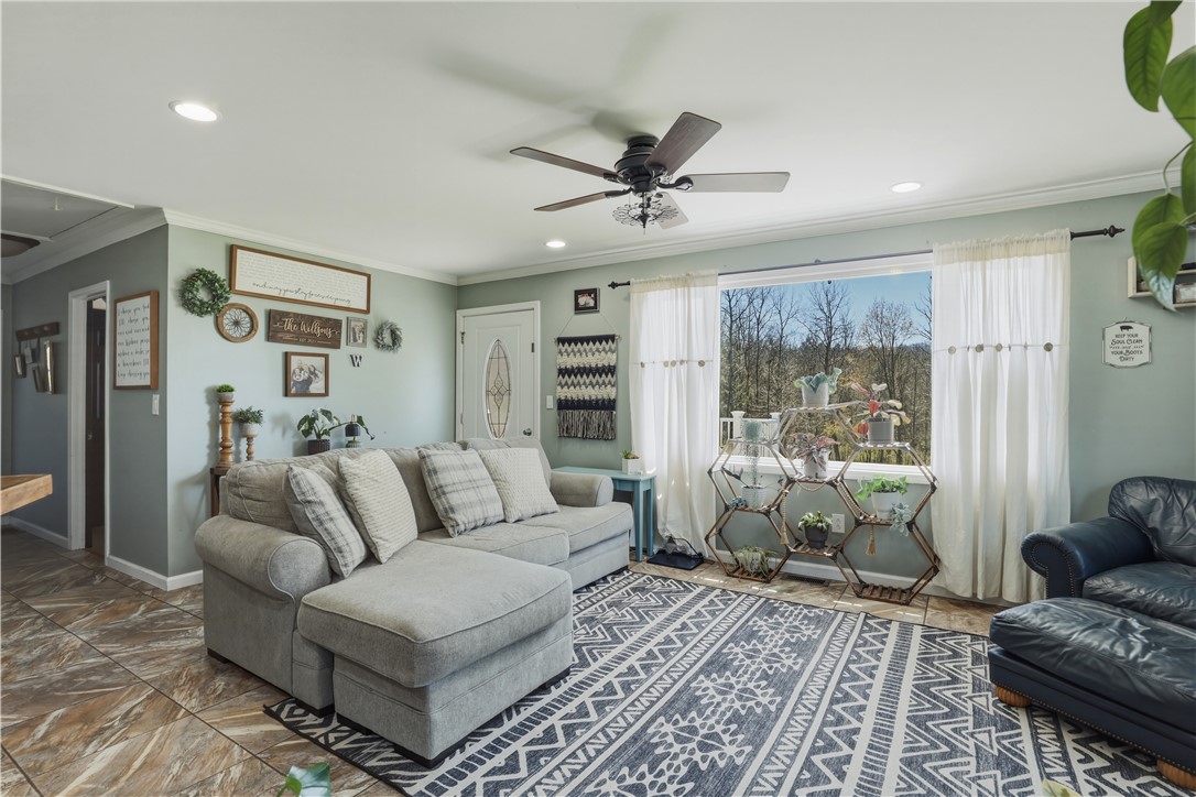 10181 Steamtown Road Lindley, NY 14858 - Photo 7 of 38 Livingroom