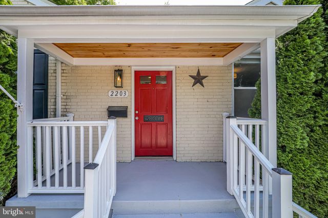 $1,225,000 | 2203 La Grande Avenue, Alexandria, VA 22301