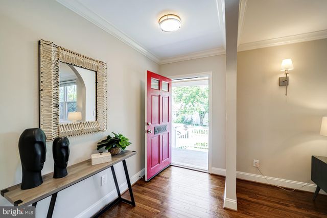 $1,225,000 | 2203 La Grande Avenue, Alexandria, VA 22301