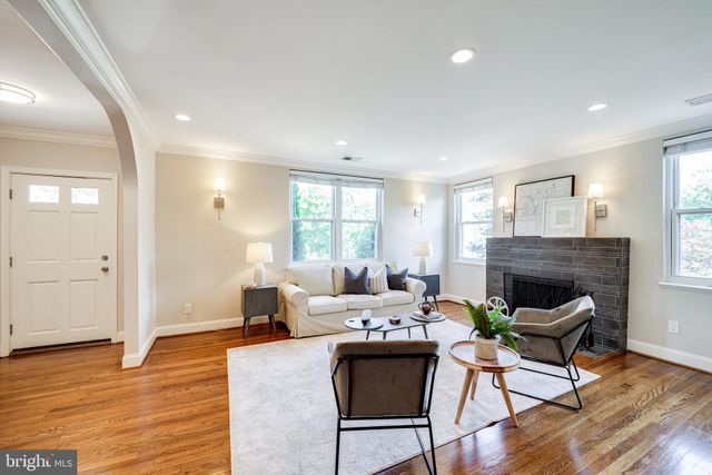 $1,225,000 | 2203 La Grande Avenue, Alexandria, VA 22301