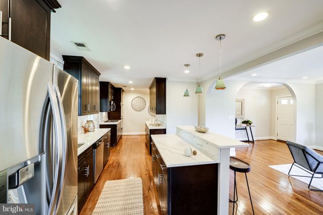 $1,225,000 | 2203 La Grande Avenue, Alexandria, VA 22301