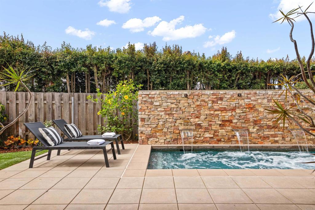 1876 Little Street La Jolla, CA 92037 - Photo 15 of 69