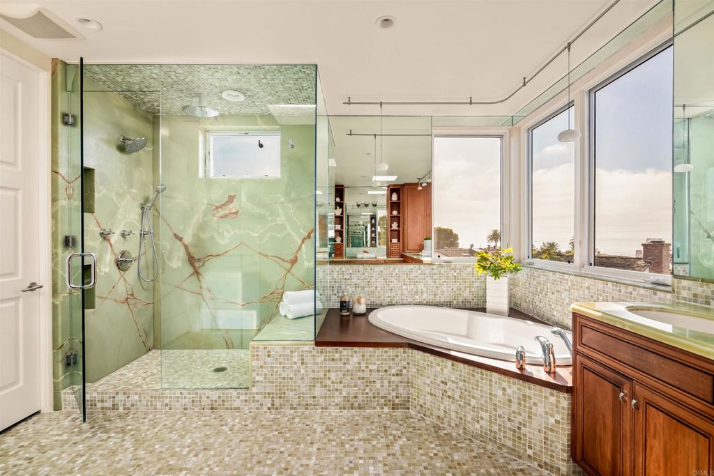 1876 Little Street La Jolla, CA 92037 - Photo 26 of 69