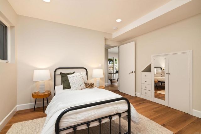 $5,760,000 | 1876 Little Street, La Jolla, CA 92037