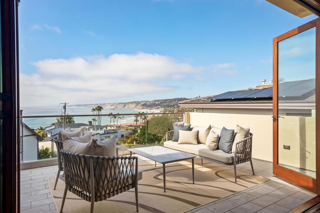 1876 Little Street La Jolla, CA 92037 - Photo 43 of 69