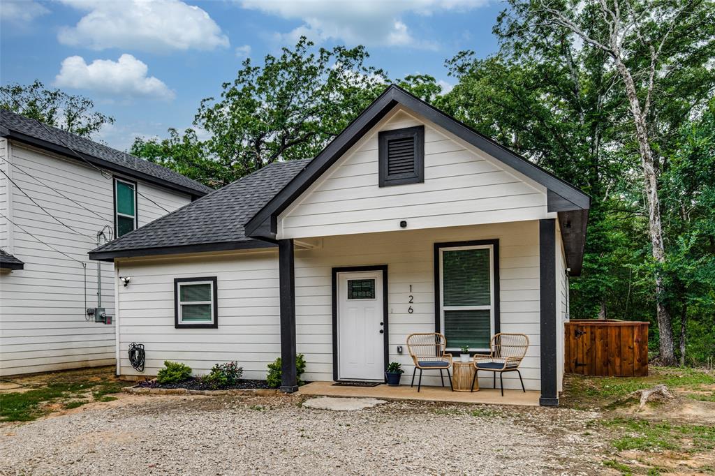 126 Little Feather Road Mabank, TX 75156 - Photo 2 of 26
