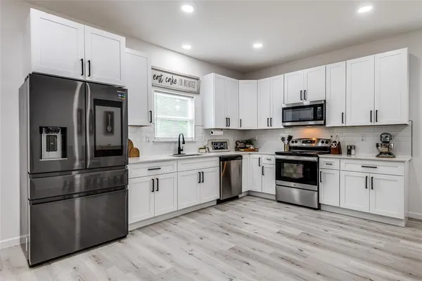 $185,000 | 126 Little Feather Road, Mabank, TX 75156