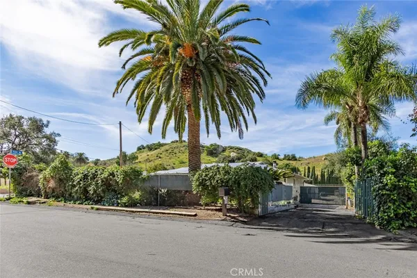 $1,695,000 | 9711 Wheatland Avenue, Shadow Hills, CA 91040