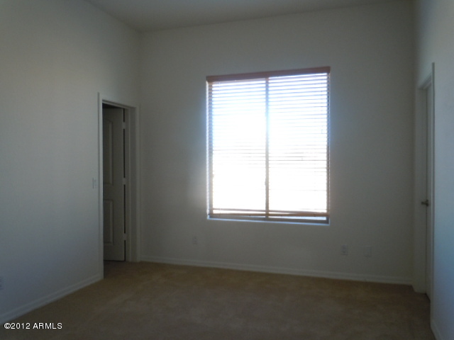 1034 East Carlise Road Phoenix, AZ 85086 - Photo 12 of 23 DSCN5925