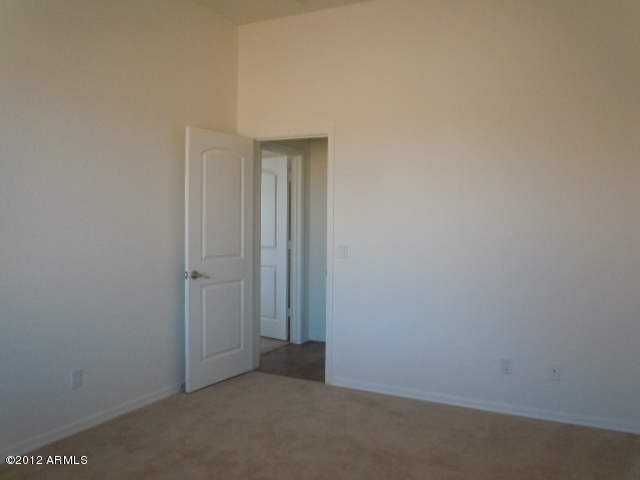 1034 East Carlise Road Phoenix, AZ 85086 - Photo 13 of 23 DSCN5926