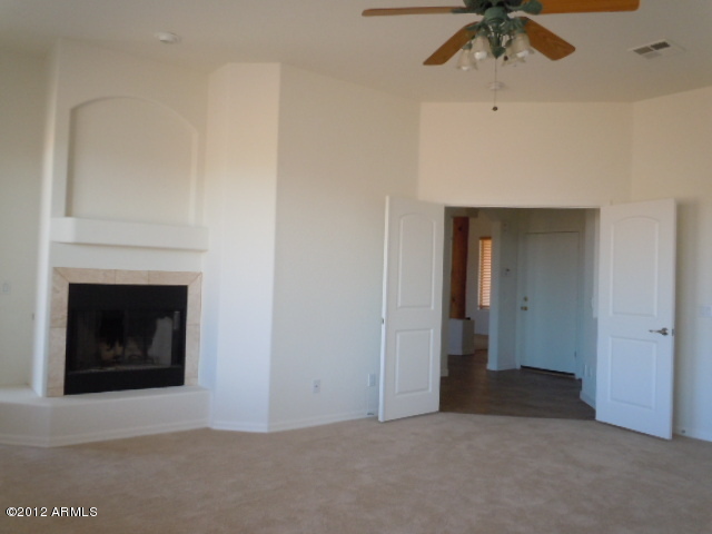 1034 East Carlise Road Phoenix, AZ 85086 - Photo 18 of 23 DSCN5941