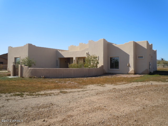 1034 East Carlise Road Phoenix, AZ 85086 - Photo 3 of 23 DSCN5883