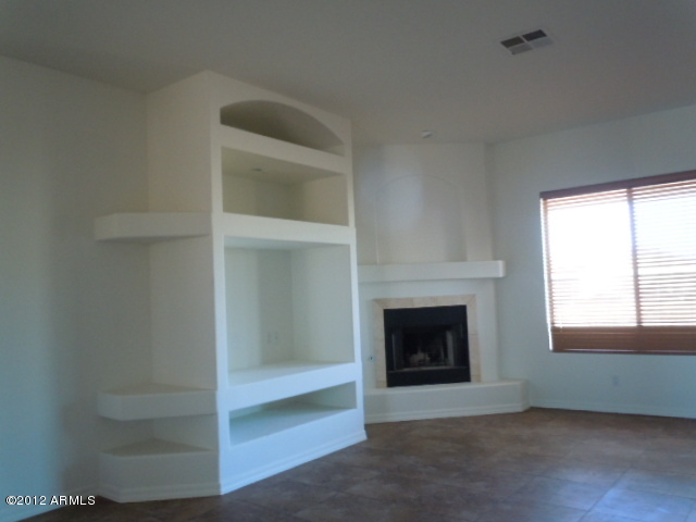 1034 East Carlise Road Phoenix, AZ 85086 - Photo 6 of 23 DSCN5895