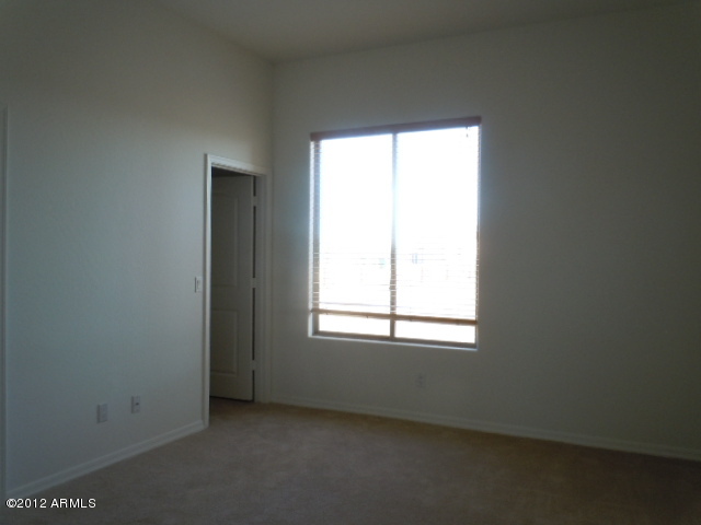 1034 East Carlise Road Phoenix, AZ 85086 - Photo 9 of 23 DSCN5911