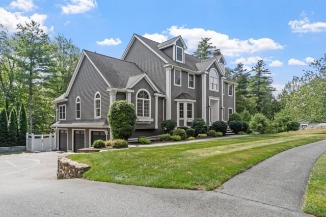 25 Stonebridge Road Groveland, MA 01834 - Photo 2 of 40 Gallery Image 2
