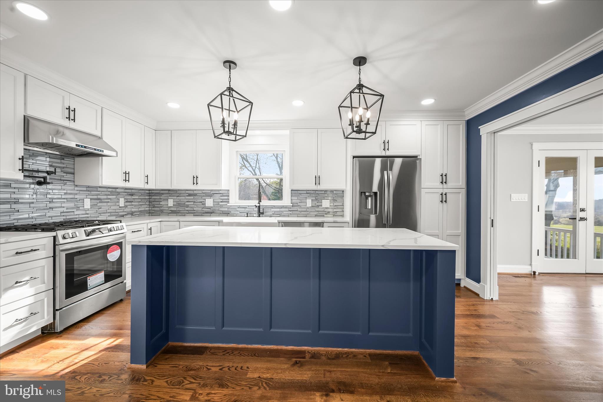 21611 Slidell Road Boyds, MD 20841 - Photo 27 of 84 Oversized quartz top island with pendant lighting