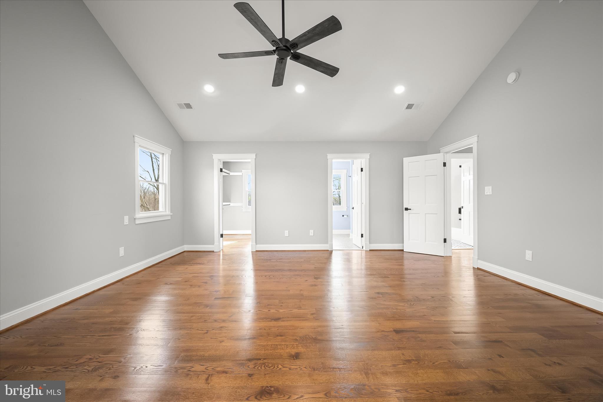 21611 Slidell Road Boyds, MD 20841 - Photo 44 of 84 Primary bedroom suite