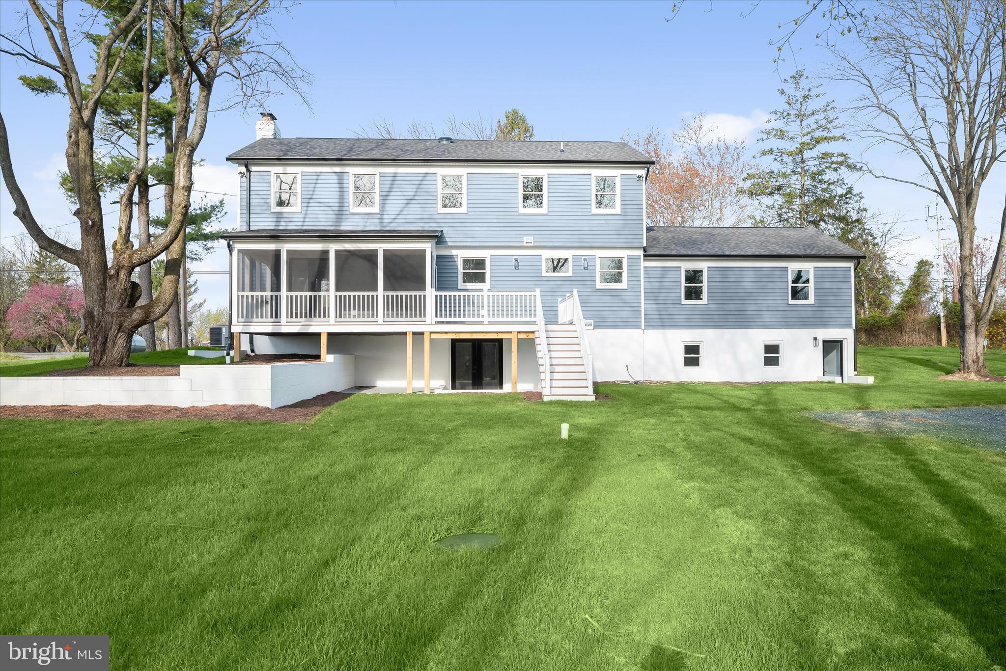 21611 Slidell Road Boyds, MD 20841 - Photo 79 of 84 Rear exterior