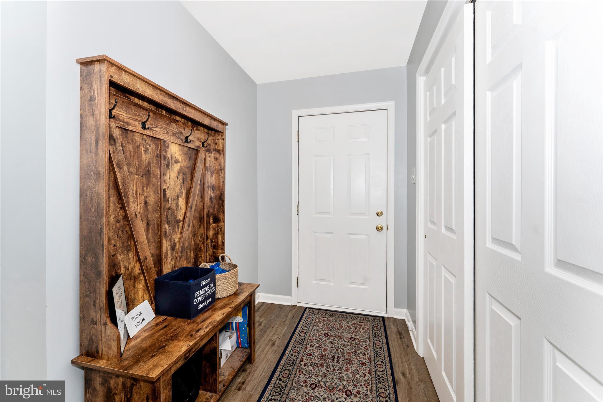 123 Jason's Ridge Smithsburg, MD 21783 - Photo 3 of 57 Foyer