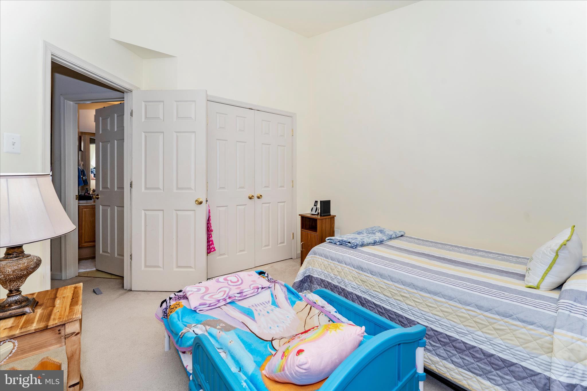 123 Jason's Ridge Smithsburg, MD 21783 - Photo 31 of 57 a bedroom with a bed and a window