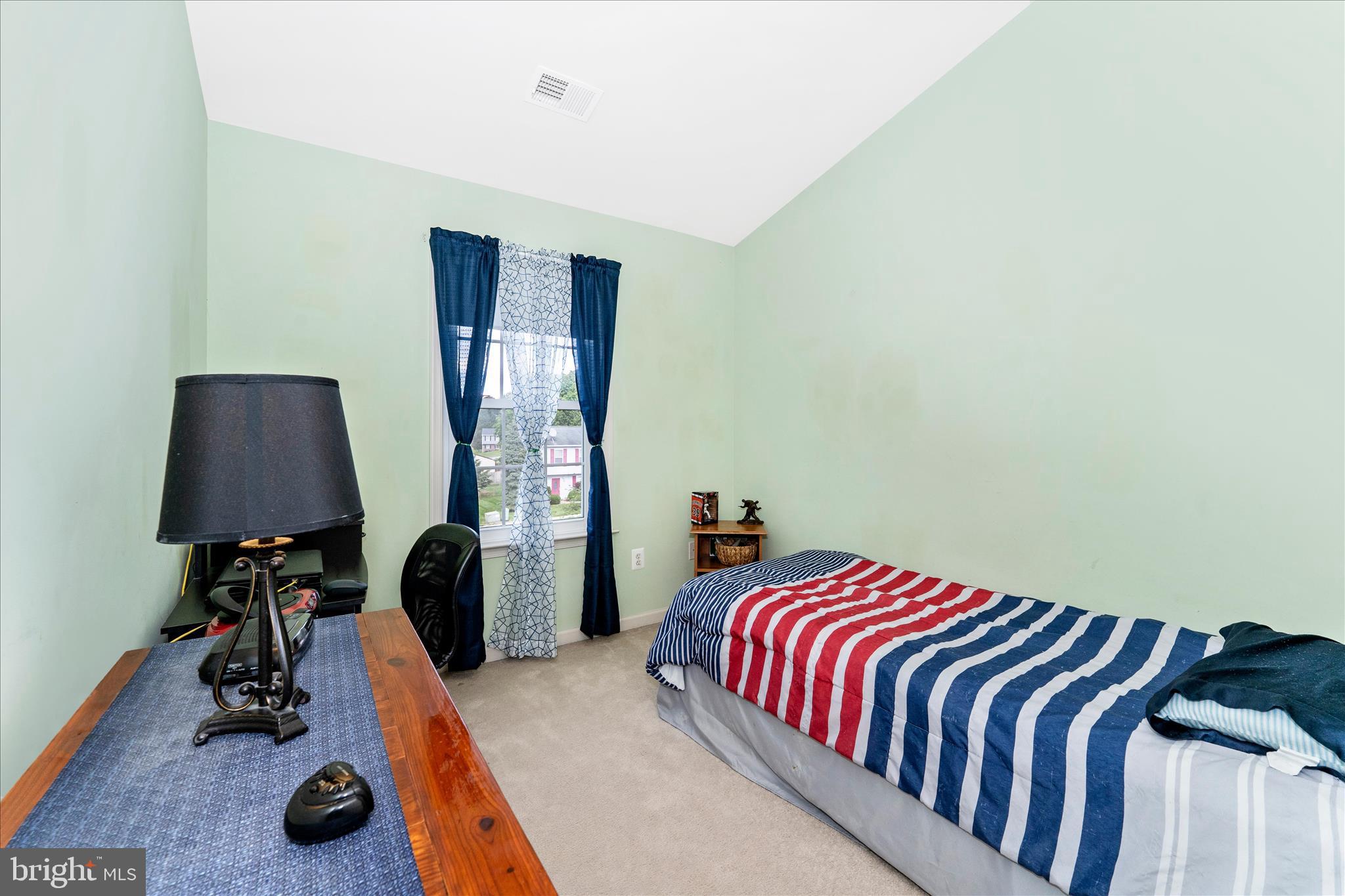 123 Jason's Ridge Smithsburg, MD 21783 - Photo 32 of 57 a bedroom with a bed and a desk