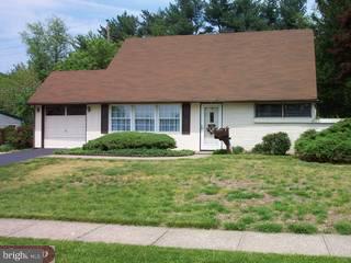 36 Jump Hill Road Levittown, PA 19056 - Photo 1 of 6 Gallery Image 1