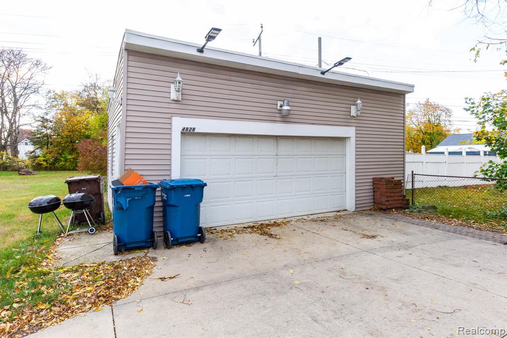 4828 South Wayne Road Wayne, MI 48184 - Photo 41 of 49