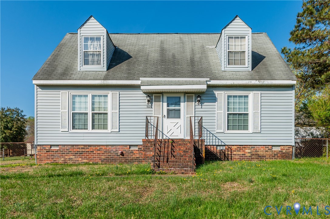 1006 Pineville Road North Chesterfield, VA 23236 - Photo 1 of 22 front view of a house with a yard