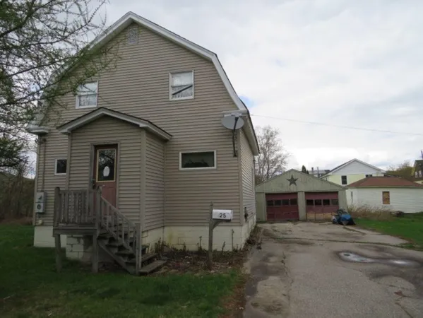 $109,900 | 25 Turcotte Street, Berlin, NH 03570