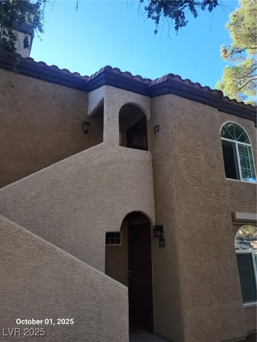 $1,300 | 9325 West Desert Inn Road, Unit 209, Las Vegas, NV 89117