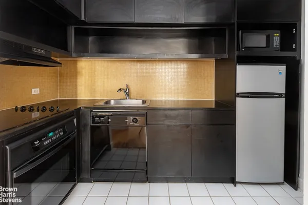 $540,000 | 56 Pine Street, Unit 10G | Financial District