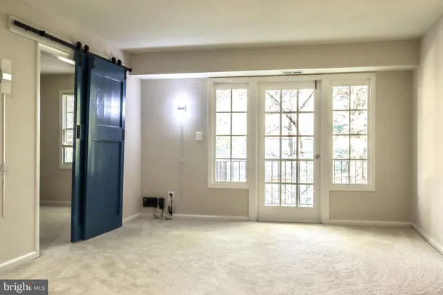 $339,900 | 8358 Dunham Court, Unit 622, Springfield, VA 22152